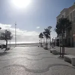 Bed & Seaside Апартаменты