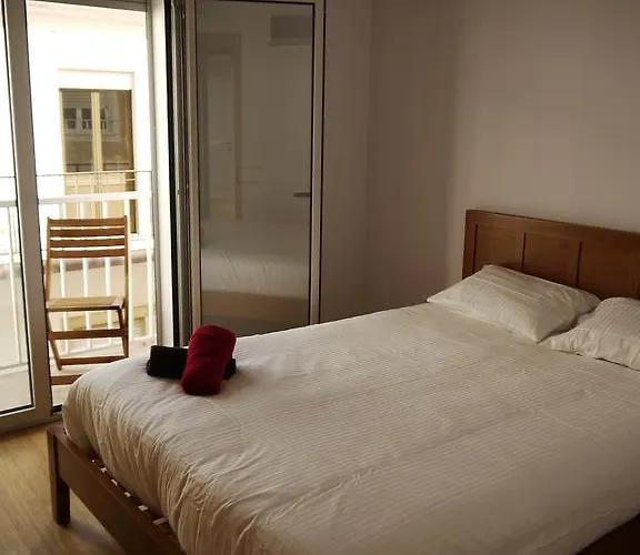 Bed & Seaside 公寓 *